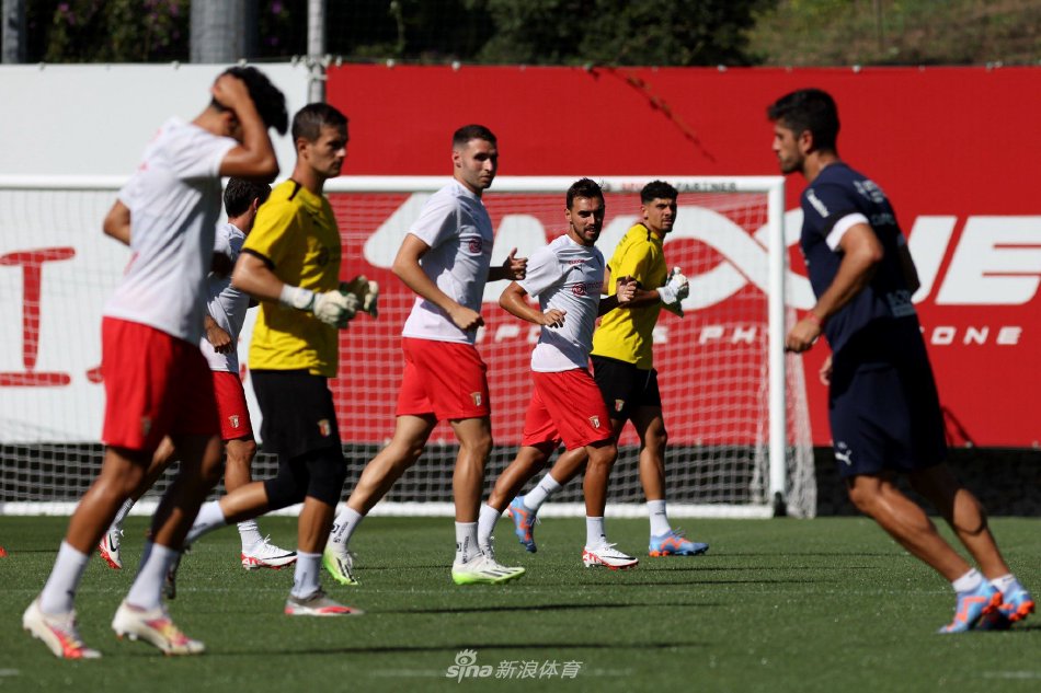 我可以帮你 我可以帮你