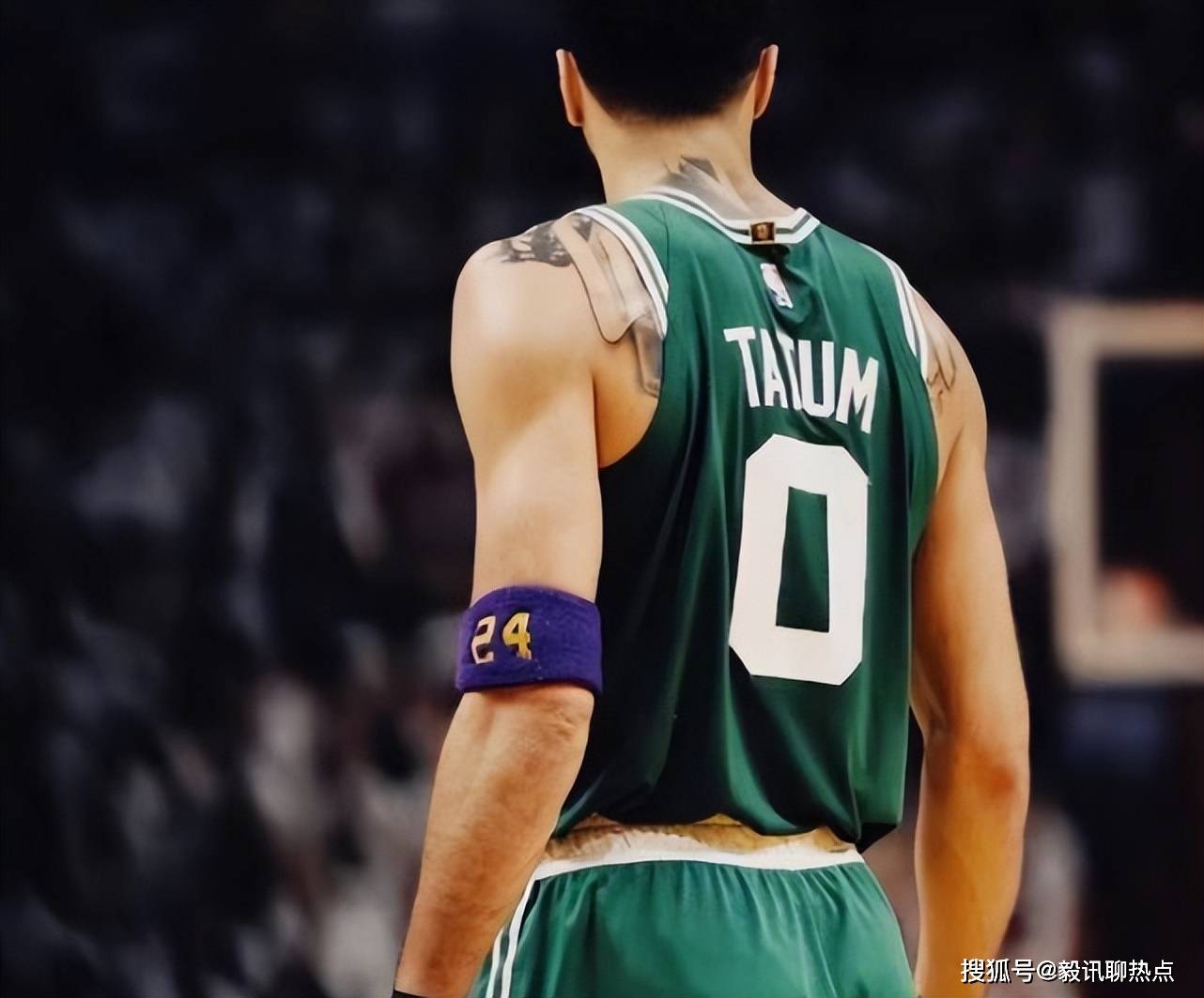 备受瞩目的 备受瞩目的